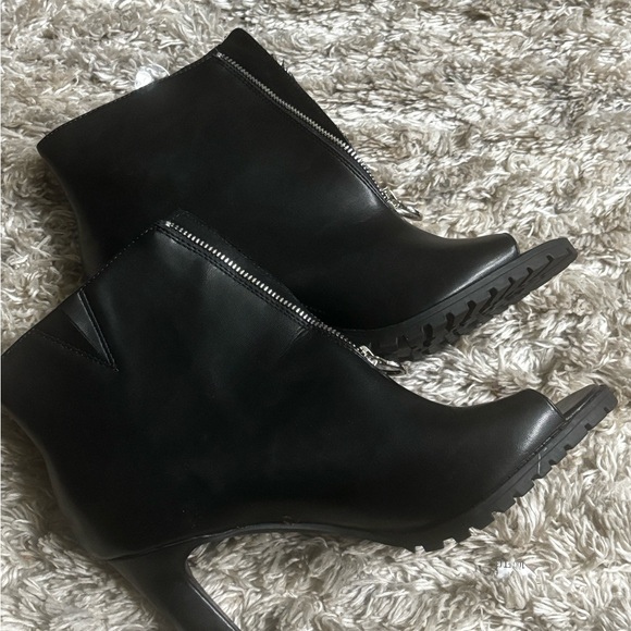 Black Booties Peep Open Toe Bar III Ankle Boots Zip Size 9.5 - Picture 3 of 8